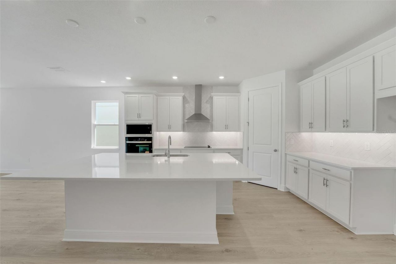 15081 Tea Tree Drive , Winter Garden, FL 34787 Photo