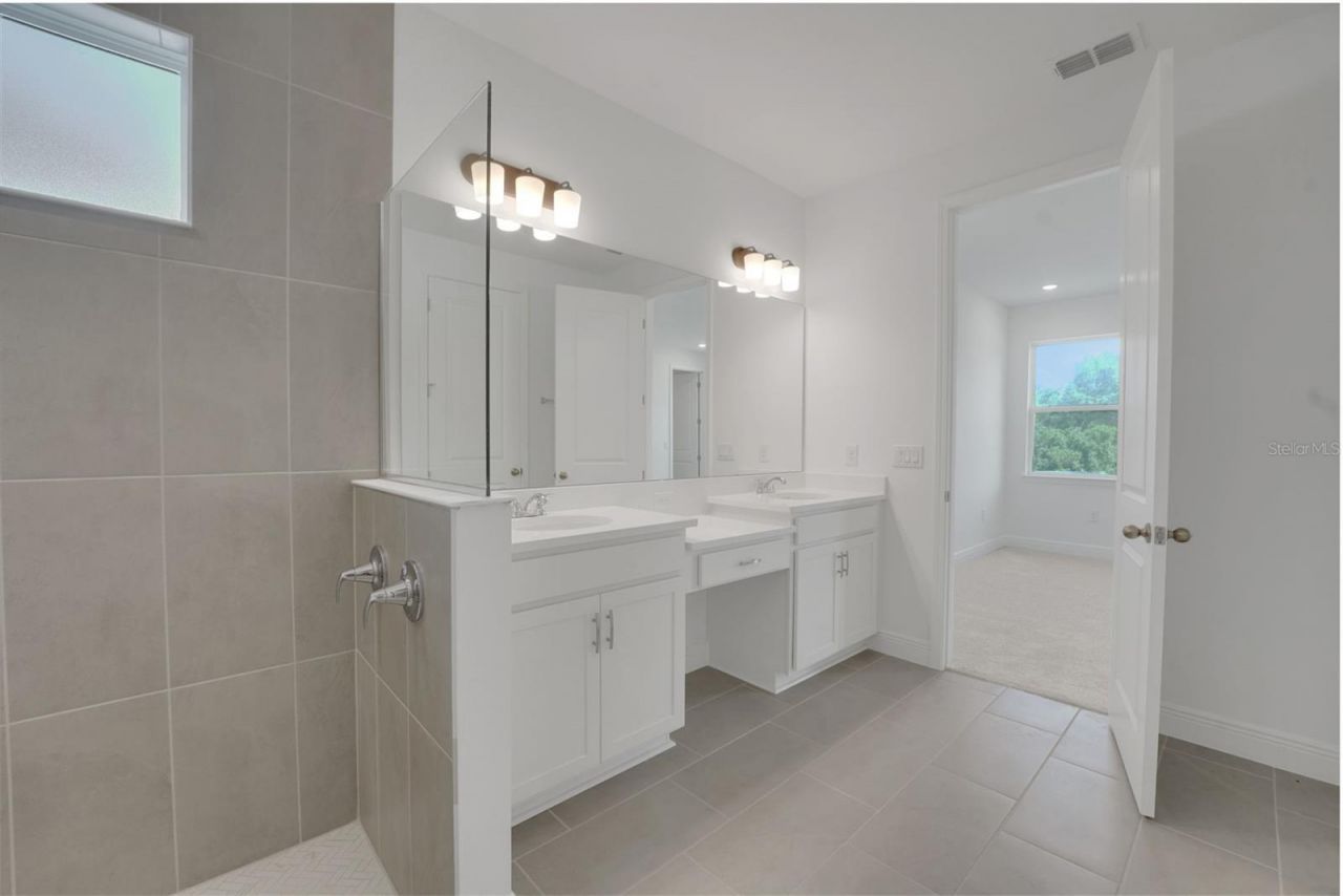 15081 Tea Tree Drive , Winter Garden, FL 34787 Photo
