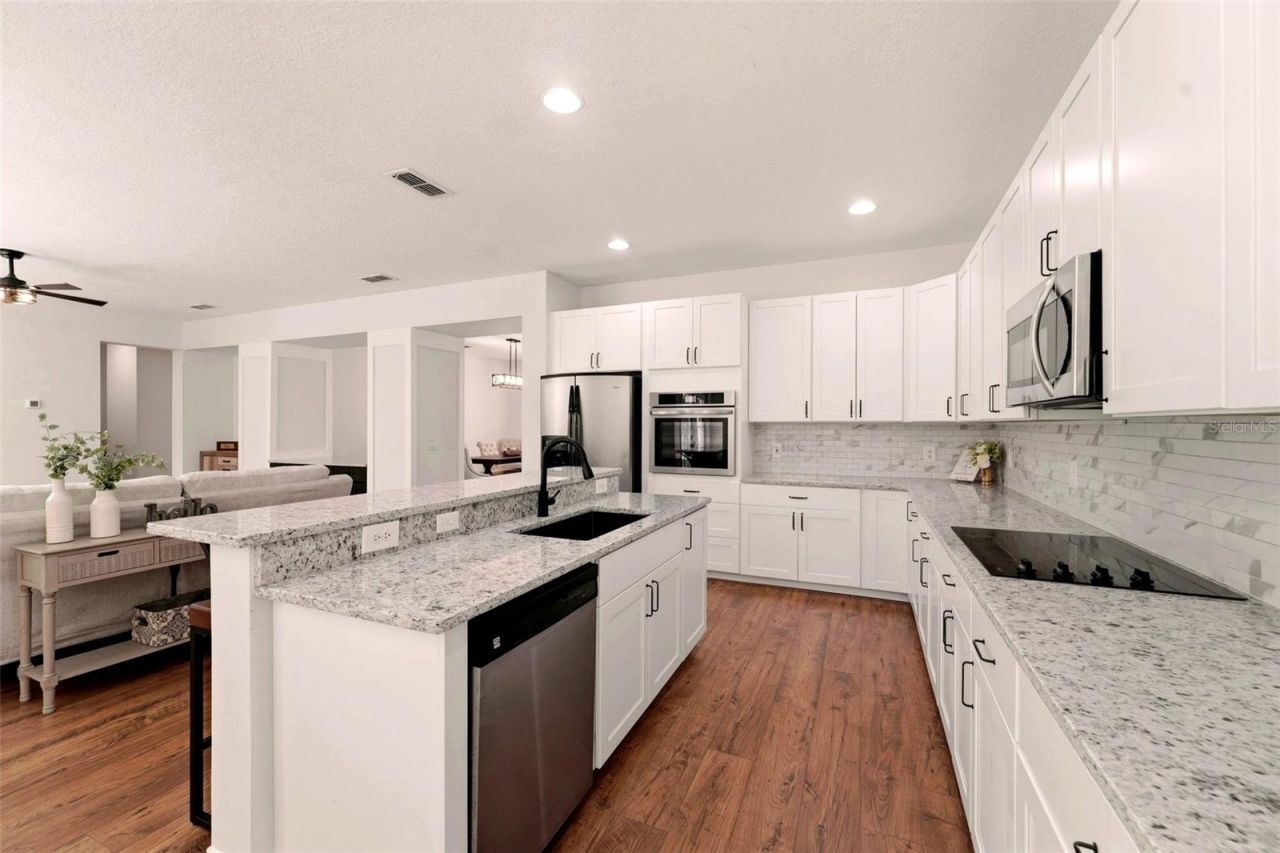10143 Malpas Point, Orlando, FL 32832 Photo
