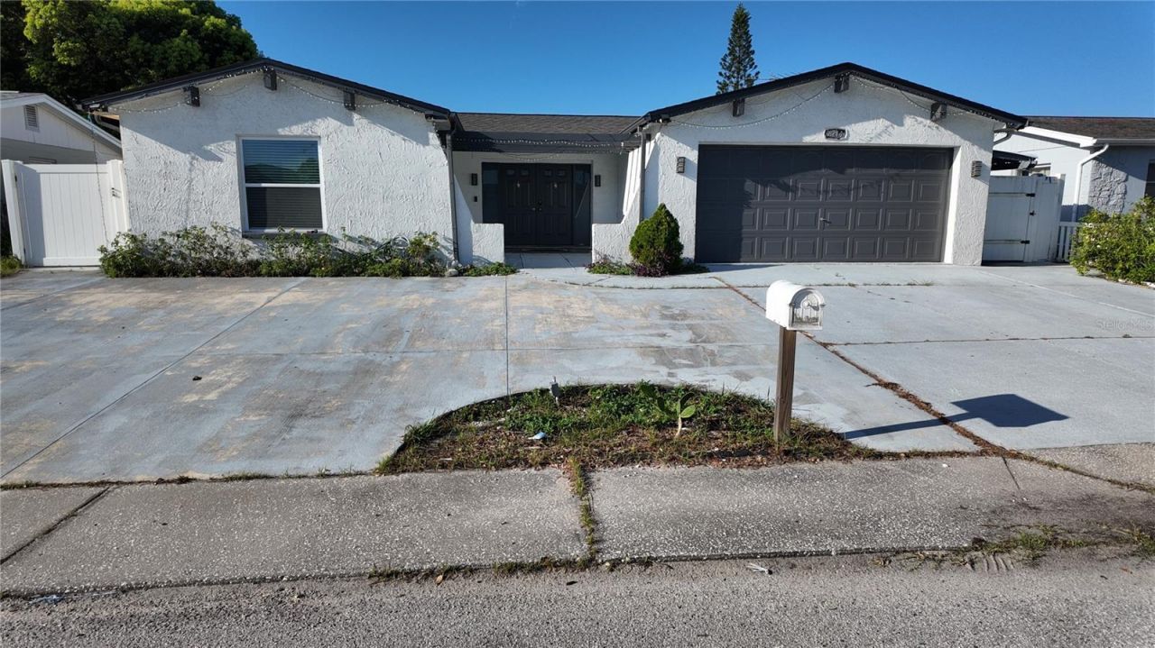 8214 Hixton Drive, Port Richey, FL 34668 Main Photo