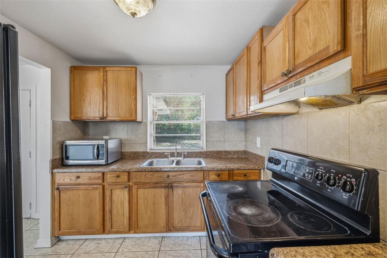 10015 N 23rd Street, Tampa, FL 33612 Photo