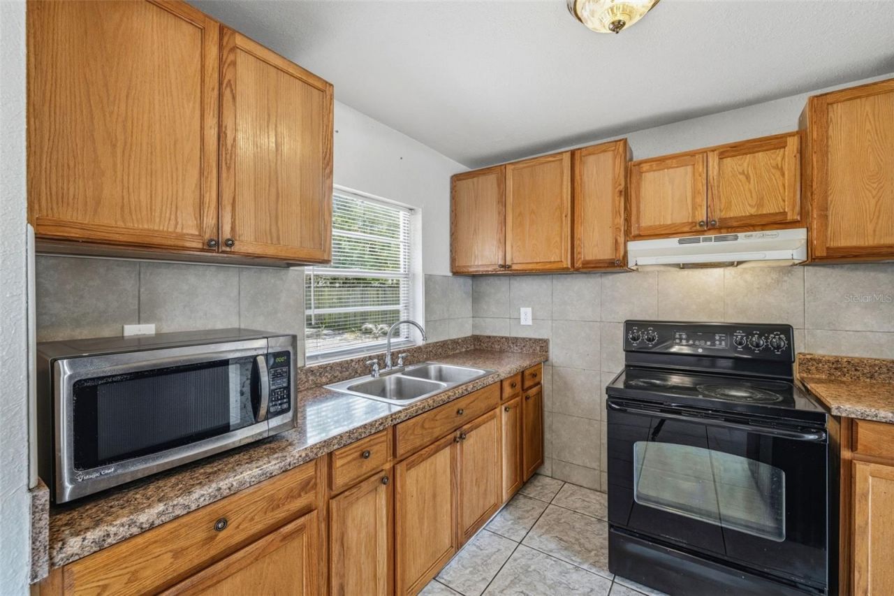 10015 N 23rd Street, Tampa, FL 33612 Photo