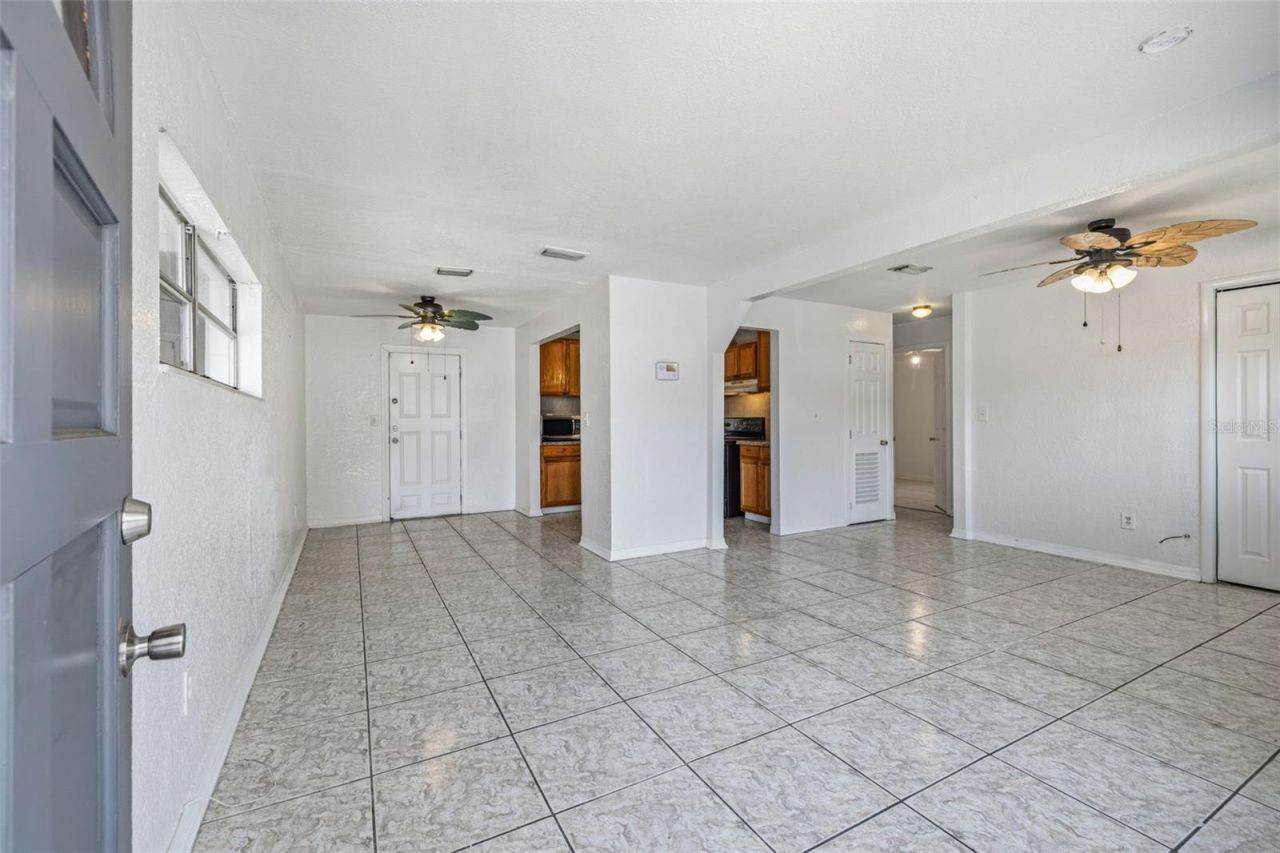 10015 N 23rd Street, Tampa, FL 33612 Photo