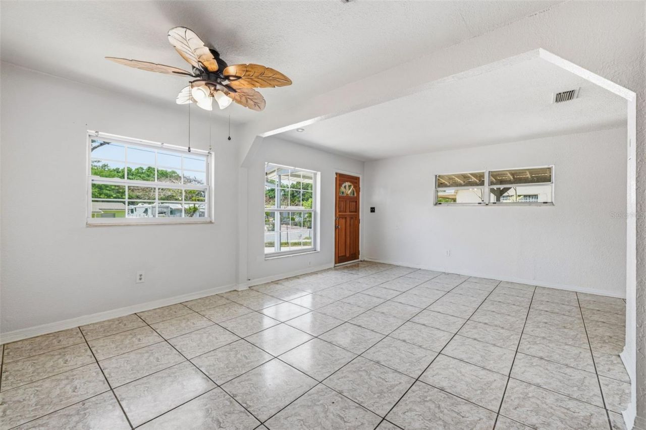 10015 N 23rd Street, Tampa, FL 33612 Photo
