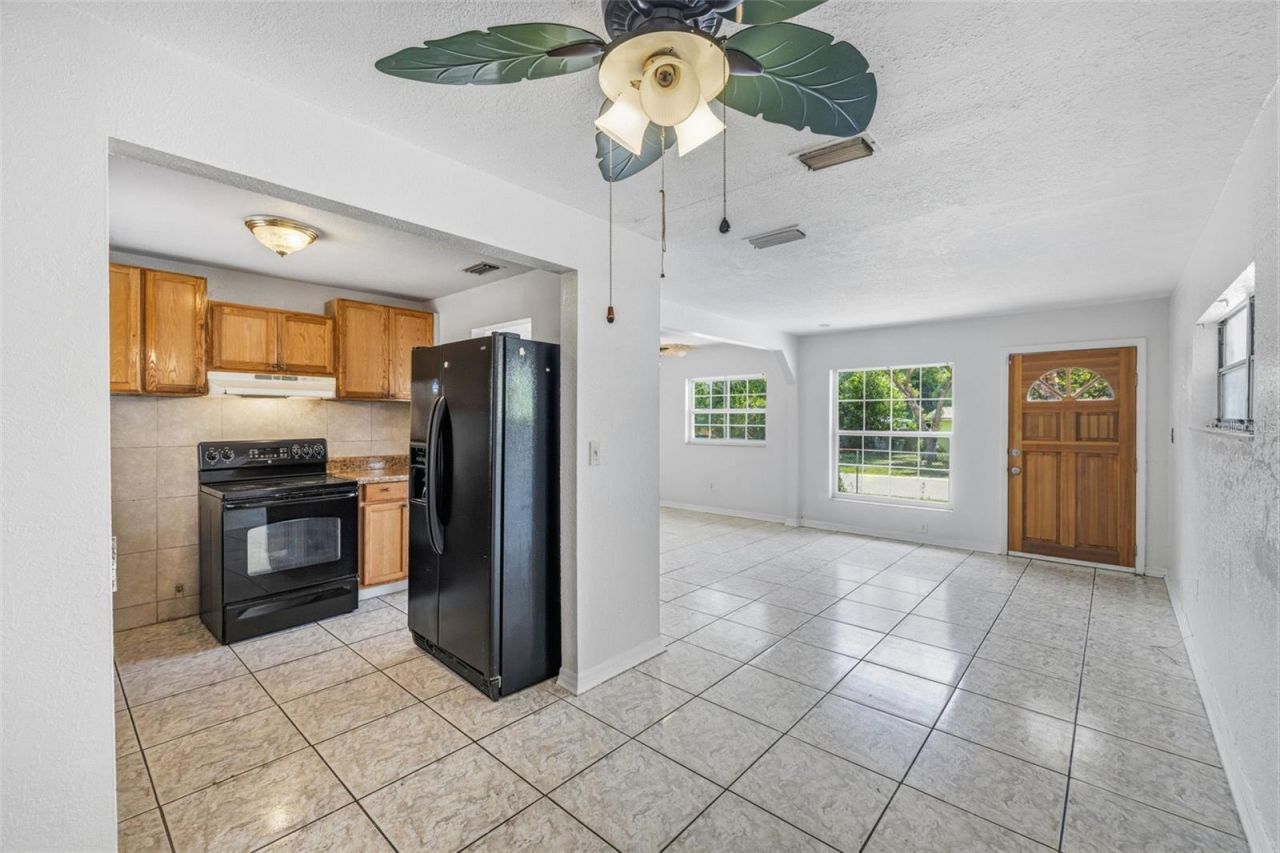 10015 N 23rd Street, Tampa, FL 33612 Photo