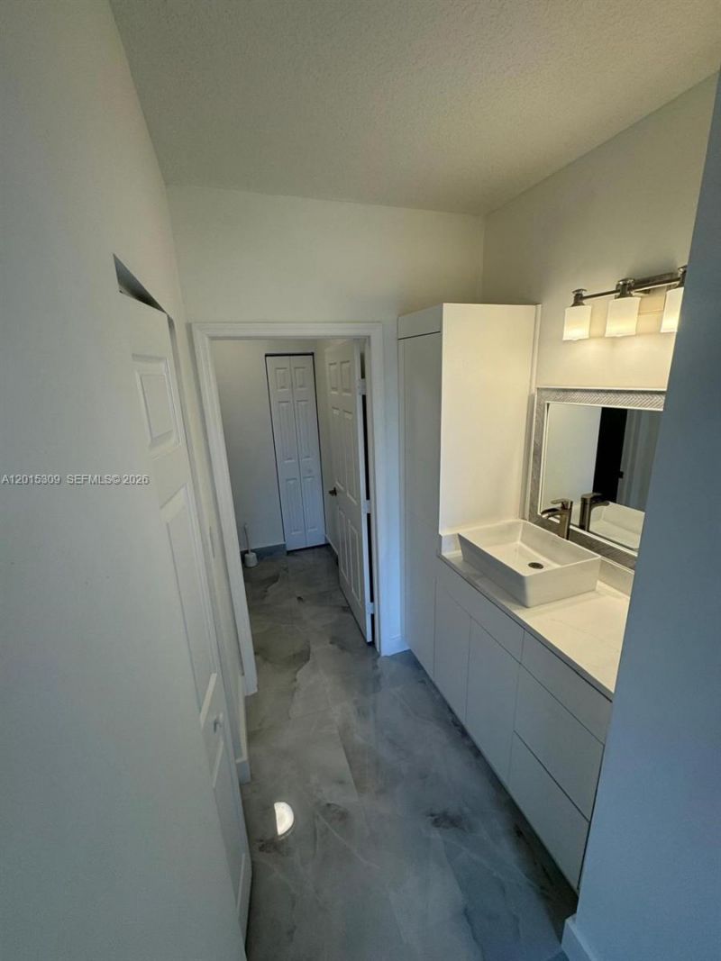 5090 SW 136th Ave, Miramar, FL 33027 Photo