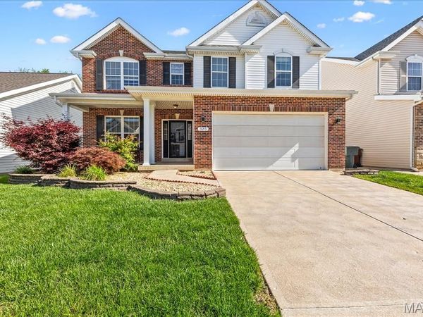 320 Jessie Marie Lane, St Peters, MO 63376
