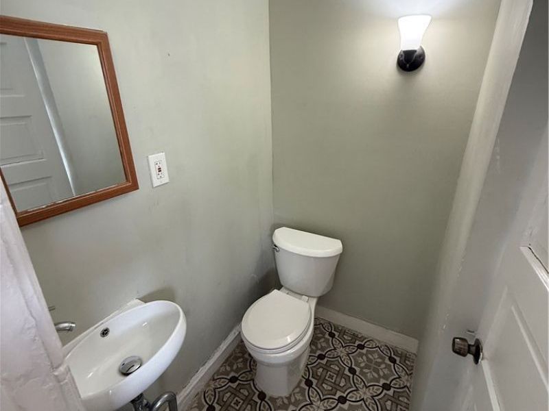 919 Ansel Road, Cleveland, OH 44103 Photo 10