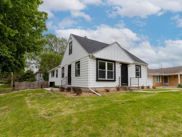 4076 N 93rd STREET, Wauwatosa, WI 53222