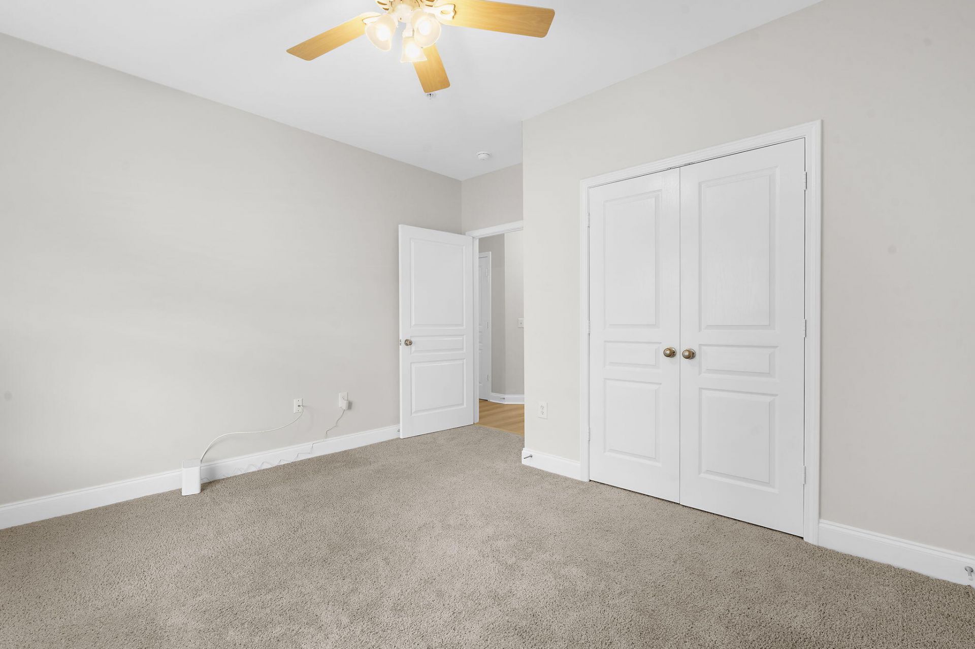 2014 Basildon Road Photo 22