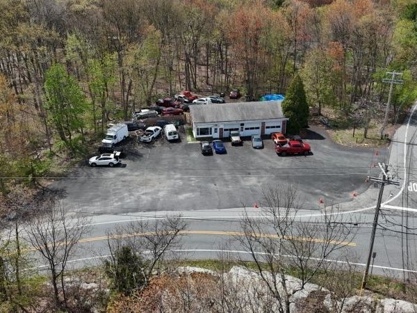 101 Otterhole Rd, West Milford, NJ 07480