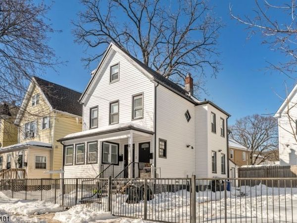 17 Mission St, Unit 1, Montclair, NJ 07042