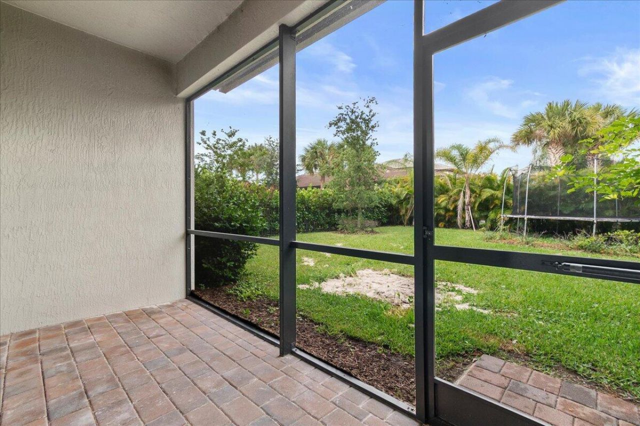 640 SE Monet Drive, Port Saint Lucie, FL 34984 Photo