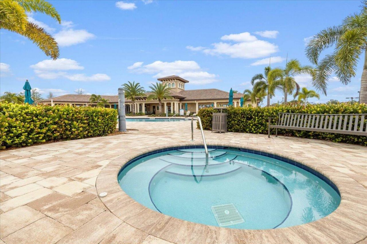640 SE Monet Drive, Port Saint Lucie, FL 34984 Photo