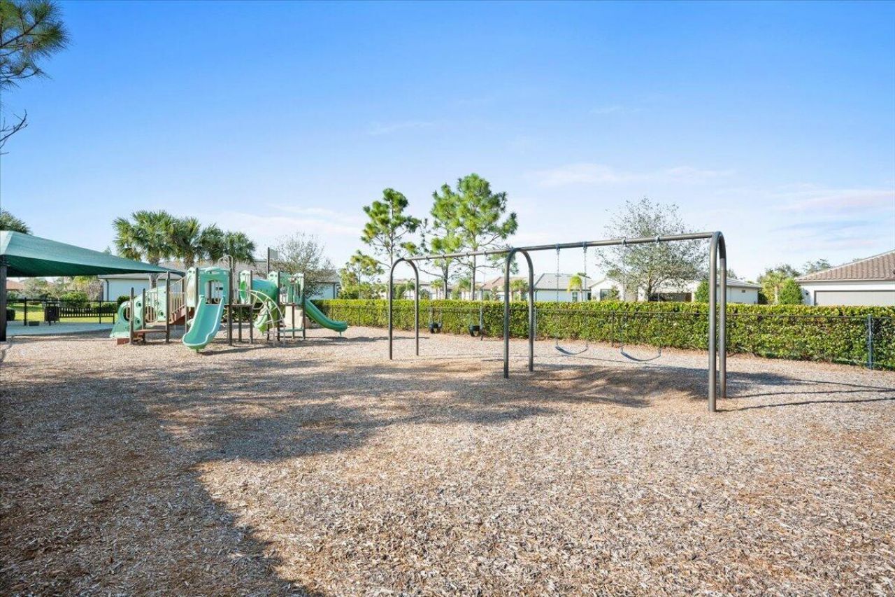 640 SE Monet Drive, Port Saint Lucie, FL 34984 Photo