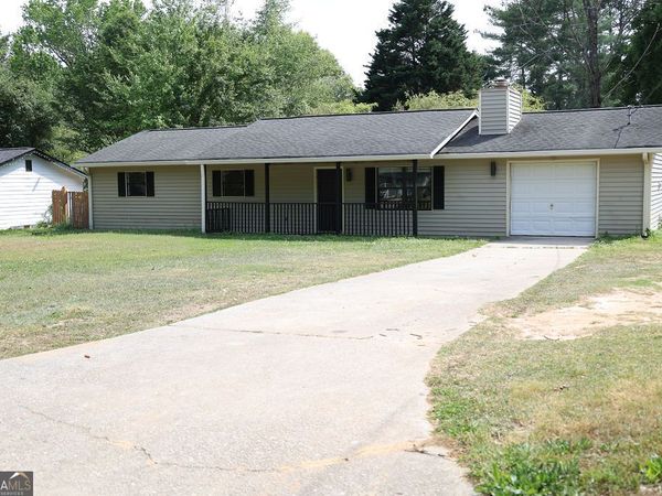 107 Village Way, Lawrenceville, GA 30046