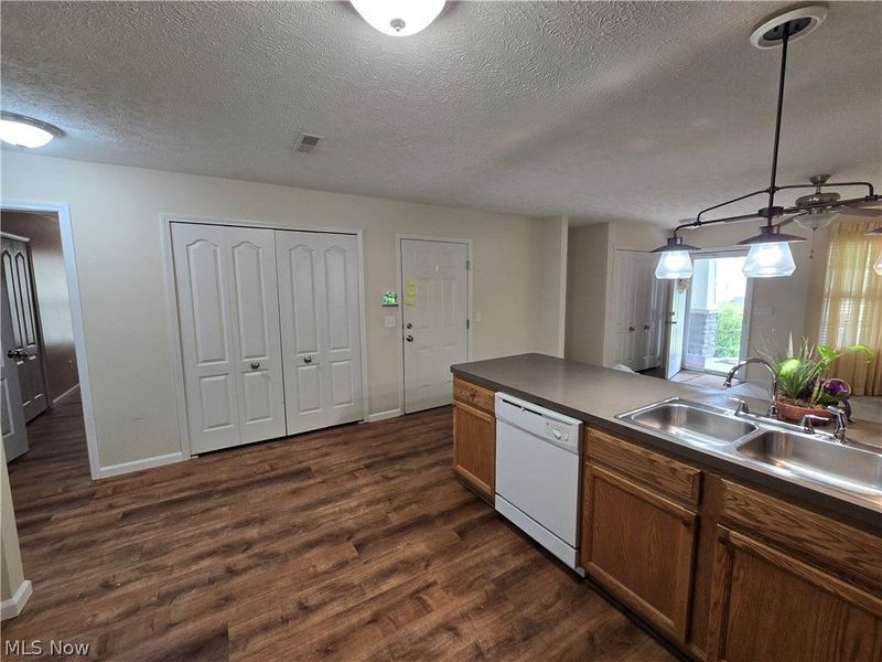 745 Lexington Avenue, Youngstown, OH 44510 Photo 7
