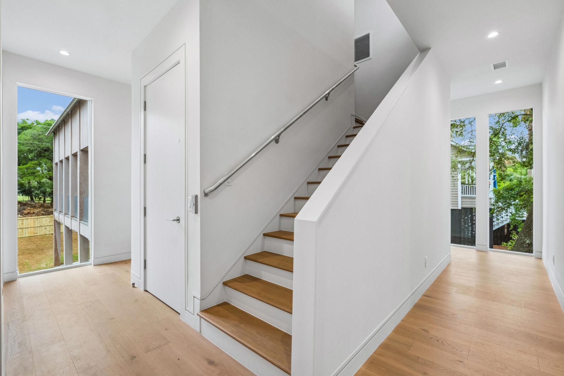 3102 Fort Street Photo 14