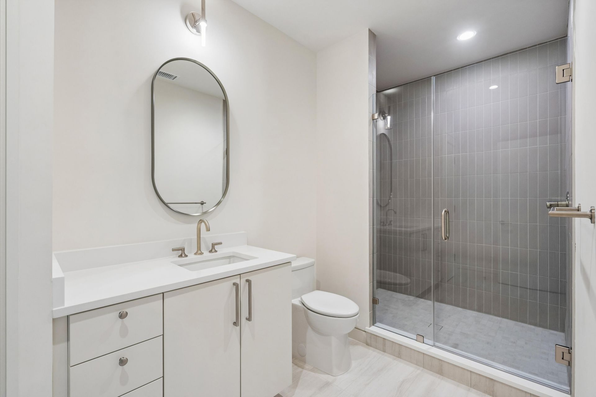 3102 Fort Street Photo 19