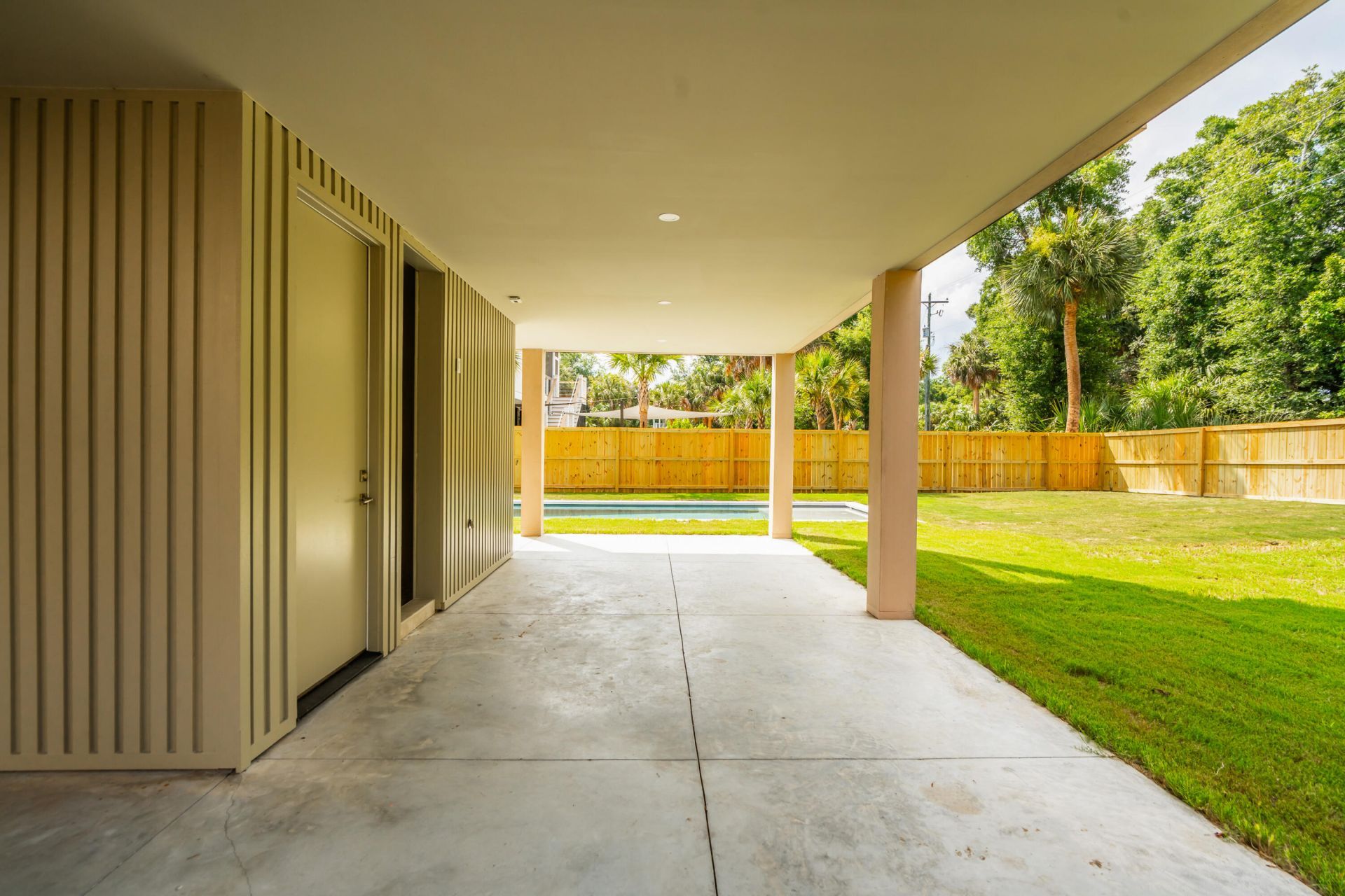 3102 Fort Street Photo 42