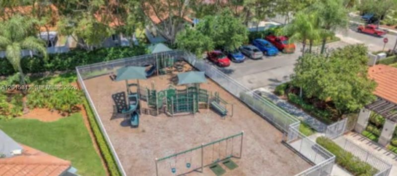 800 Sorrento Dr., Weston, FL 33326 Photo