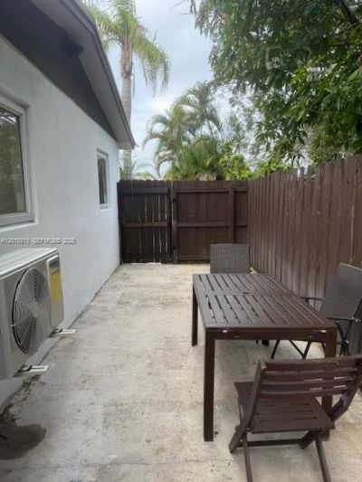 1270 NE 210th Ter , Unit B, Miami, FL 33179 Photo