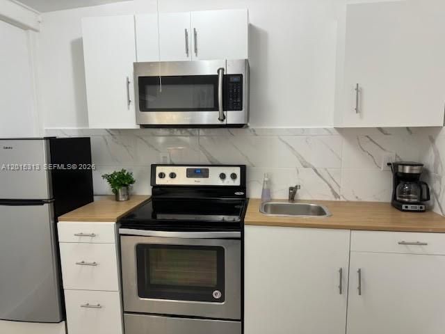 1270 NE 210th Ter , Unit B, Miami, FL 33179 Photo