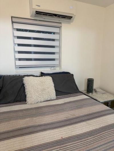 1270 NE 210th Ter , Unit B, Miami, FL 33179 Photo