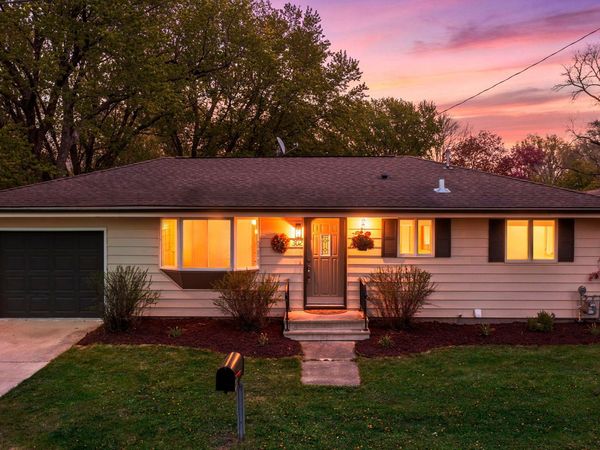 302 5th Avenue NW, Dodge Center, MN 55927