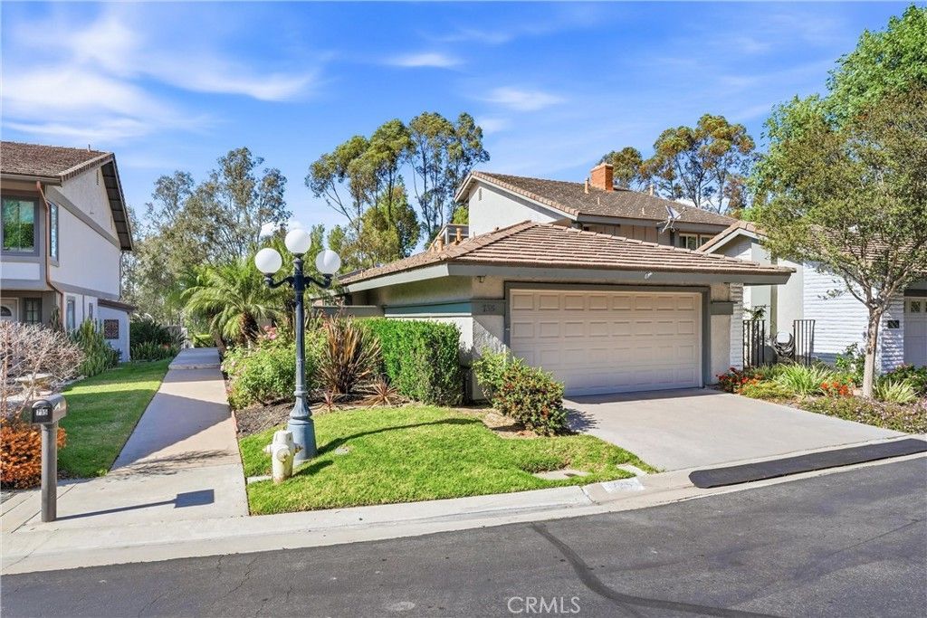 735 South Paseo Prado, Anaheim, CA 92807 Main Photo