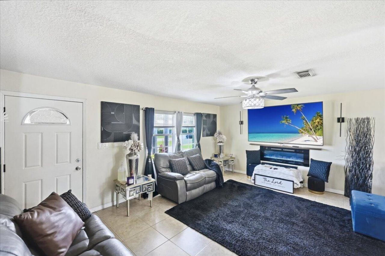 6602 Fort Walton Avenue, Fort Pierce, FL 34951 Photo