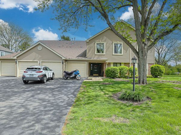 0N061 Coniston Court , Unit 605, Winfield, IL 60190