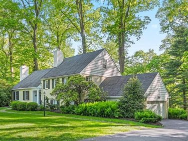 290 FOREST HILLS CIRCLE, DEVON, PA 19333