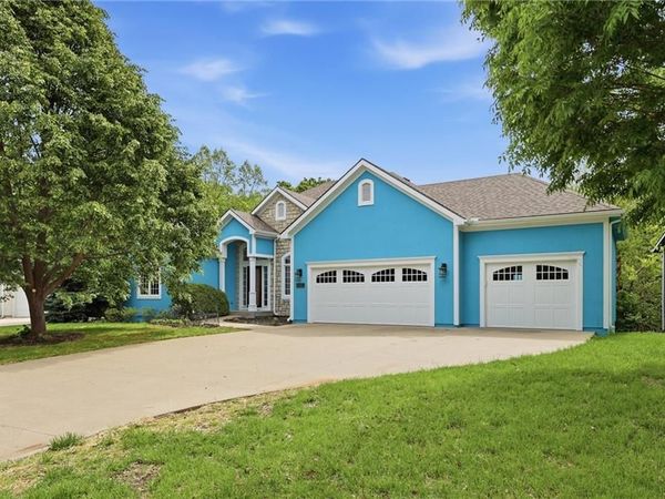 1140 Waverly Drive, Lawrence, KS 66049
