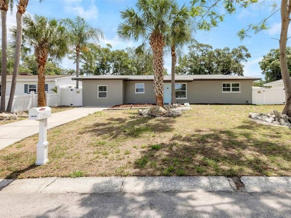 1437 CARLOS AVENUE , CLEARWATER, FL 33755
