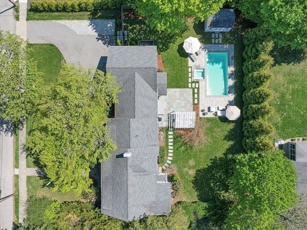 50 Oxford Street, Winchester, MA 01890