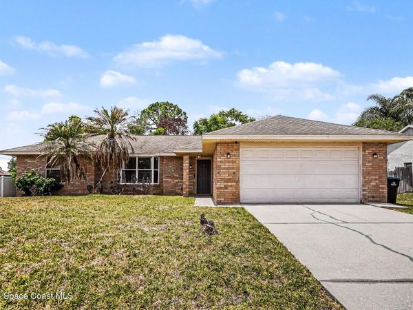 1270 Monument Avenue SE , Palm Bay, FL 32909