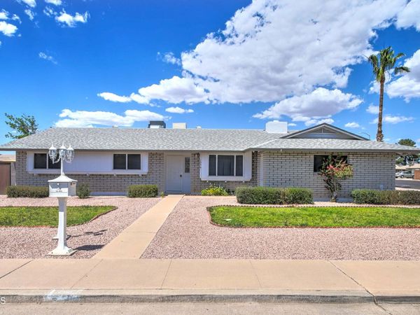 1556 E GLADE Avenue, Mesa, AZ 85204