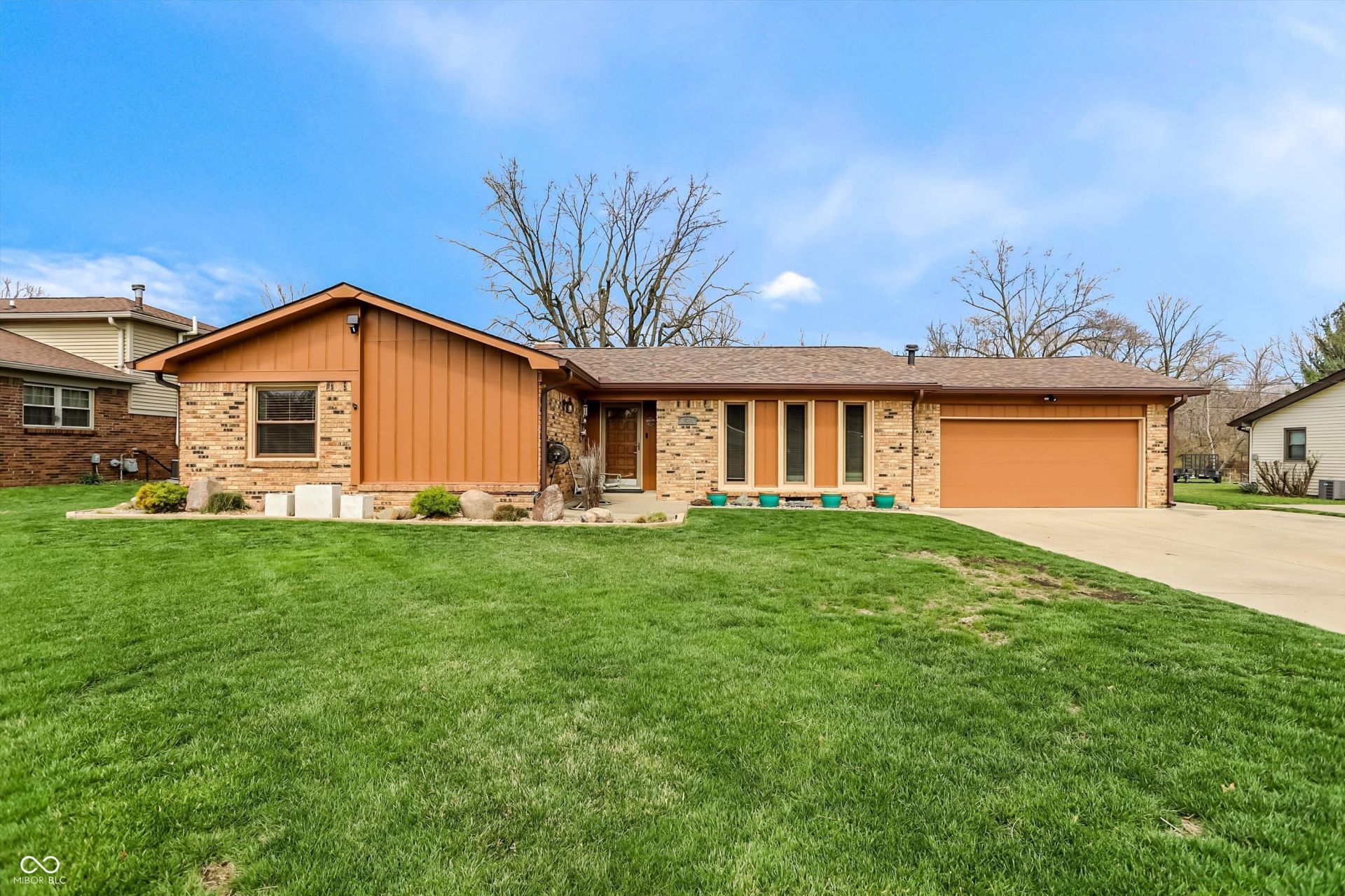 6504 Westdrum Road, Indianapolis, IN 46241 Main Photo