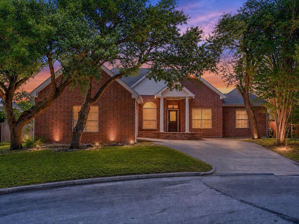 11737 Rydalwater LN, Austin, TX 78754