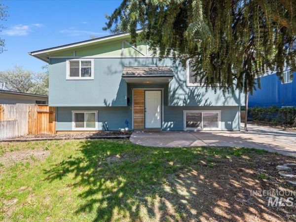 2664 S Gourley, Boise, ID 83705