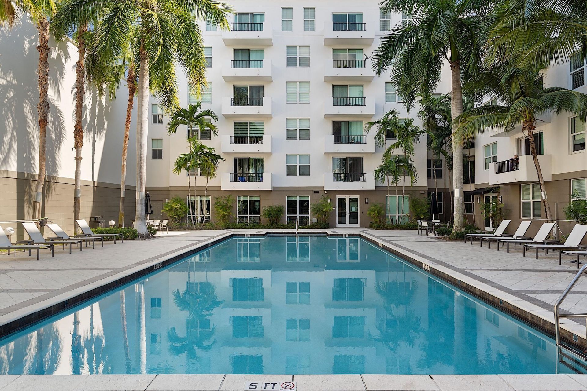 2421 NE 65th Street, Unit 317, Fort Lauderdale, FL 33308 Photo