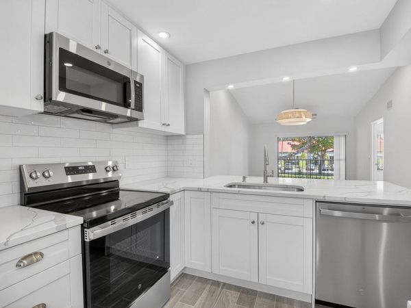 6649 Somerset Drive, Unit 206, Boca Raton, FL 33433