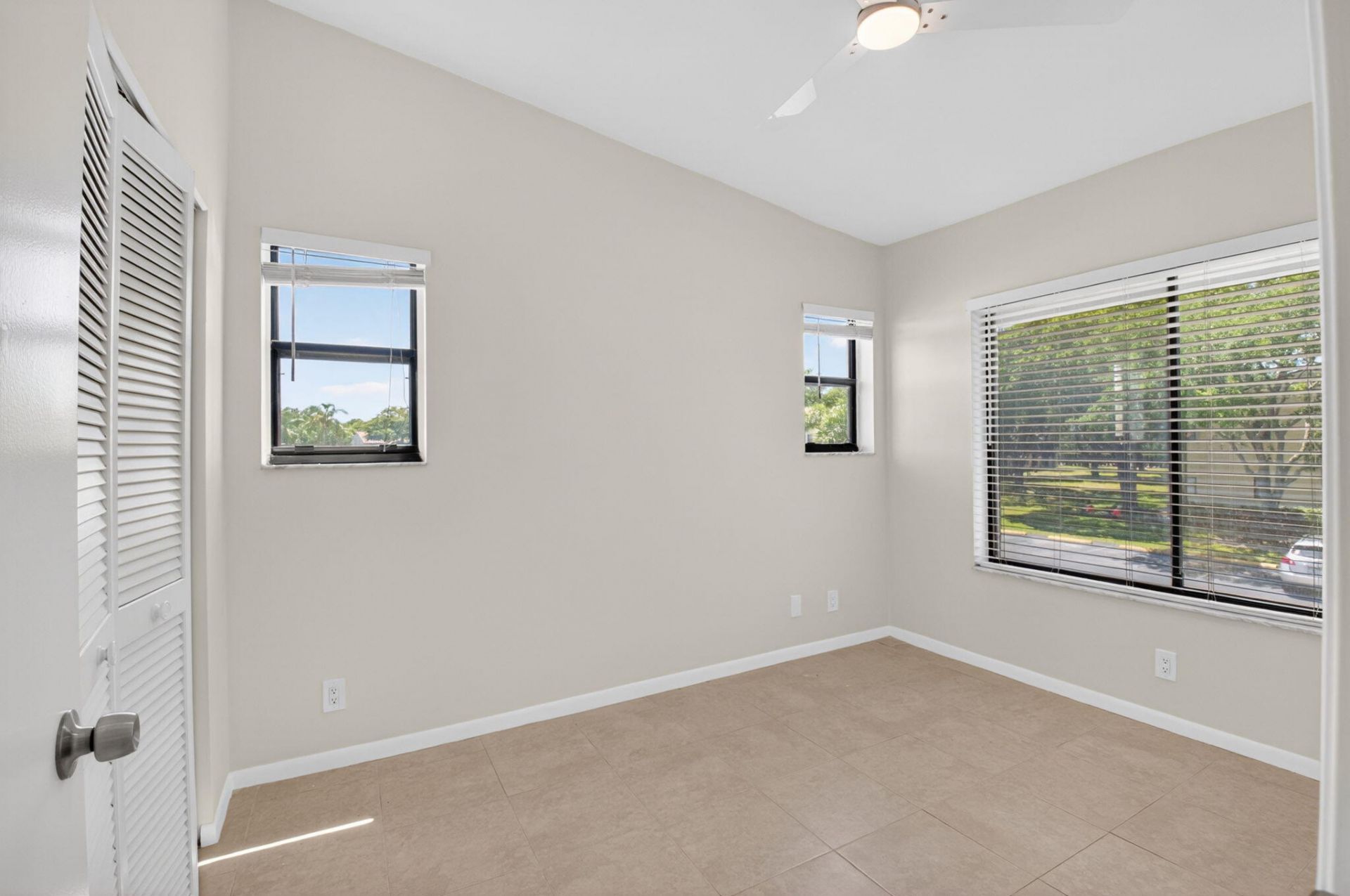 6649 Somerset Drive, Unit 206, Boca Raton, FL 33433 Photo