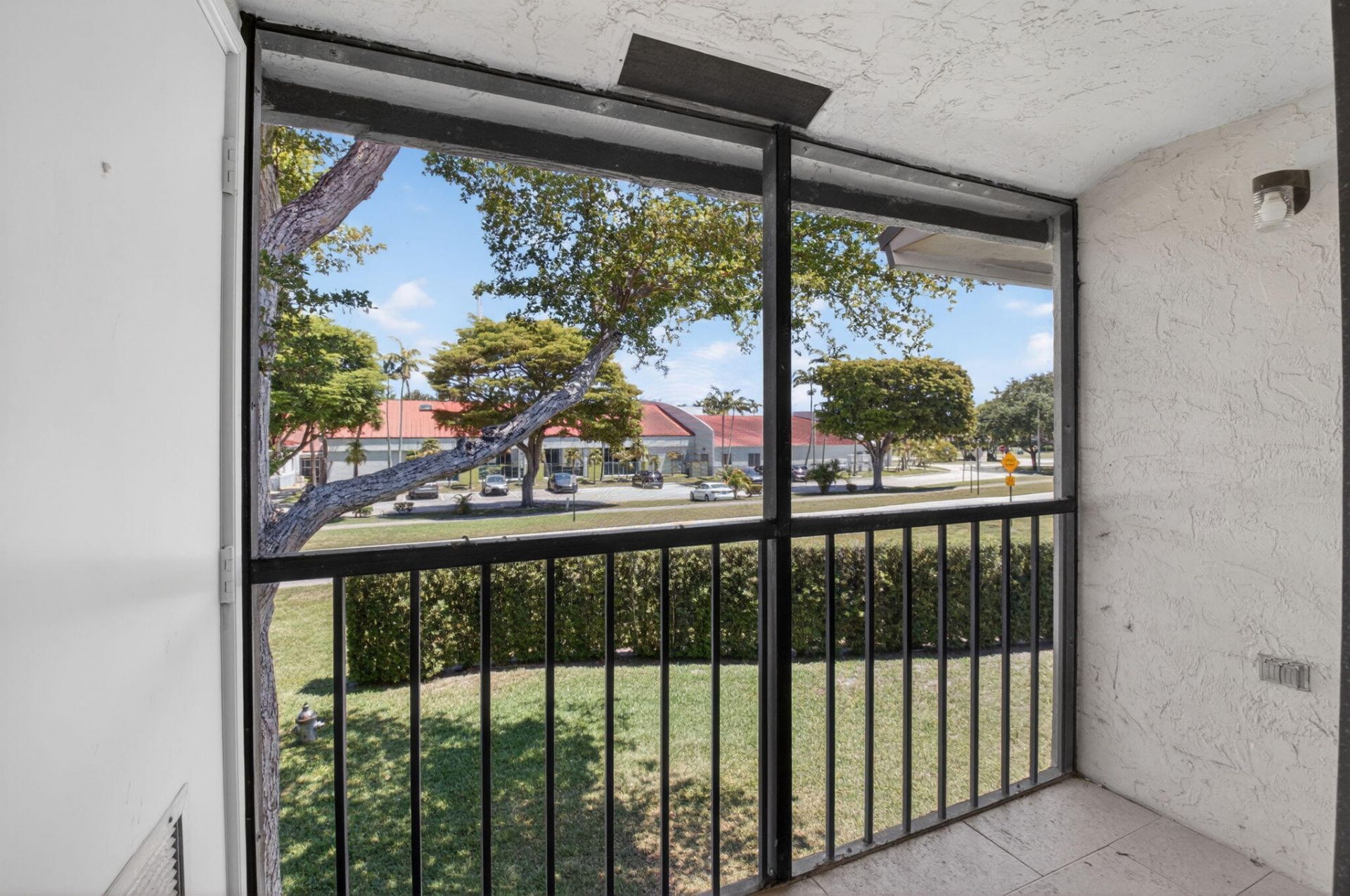 6649 Somerset Drive, Unit 206, Boca Raton, FL 33433 Photo