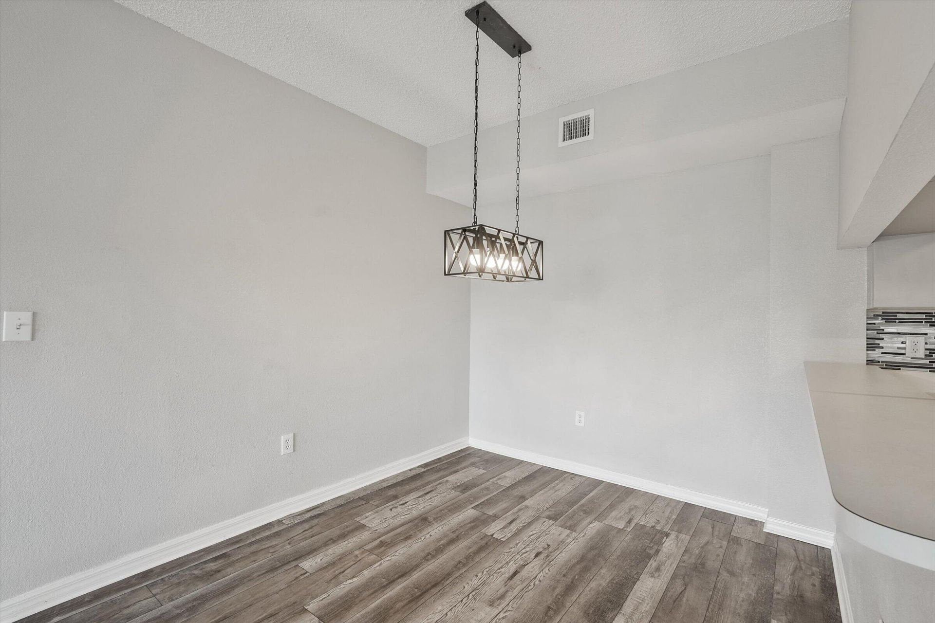 2813 Grande Parkway, Unit 304, Palm Beach Gardens, FL 33410 Photo