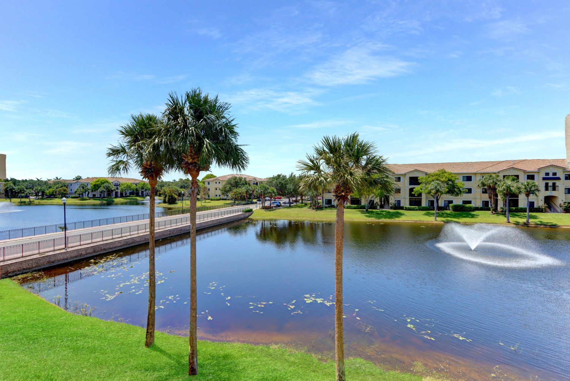 2813 Grande Parkway, Unit 304, Palm Beach Gardens, FL 33410 Photo