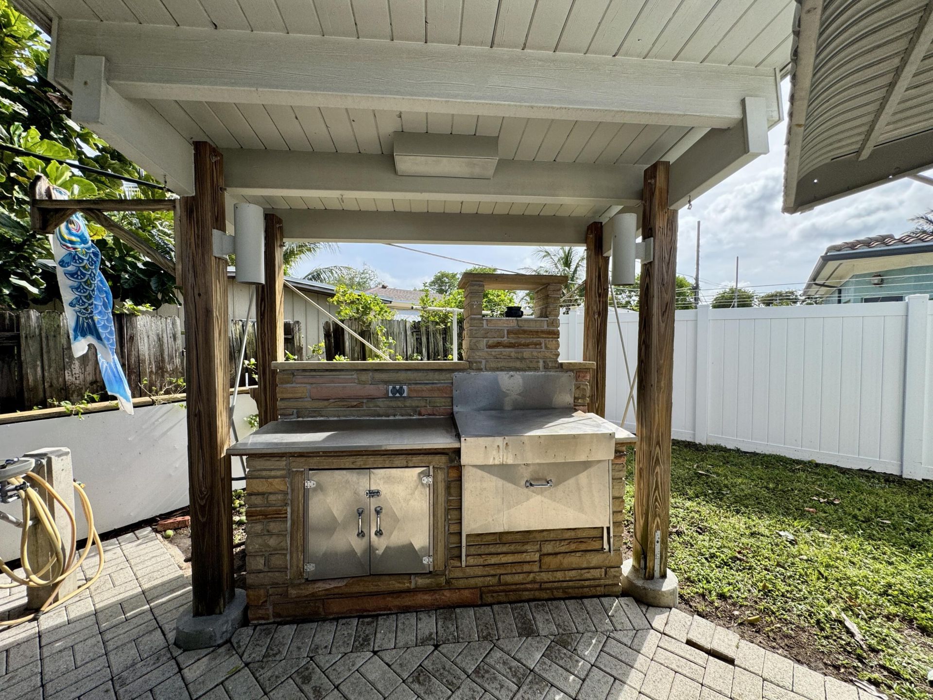2560 NE 20th Street, Pompano Beach, FL 33062 Photo