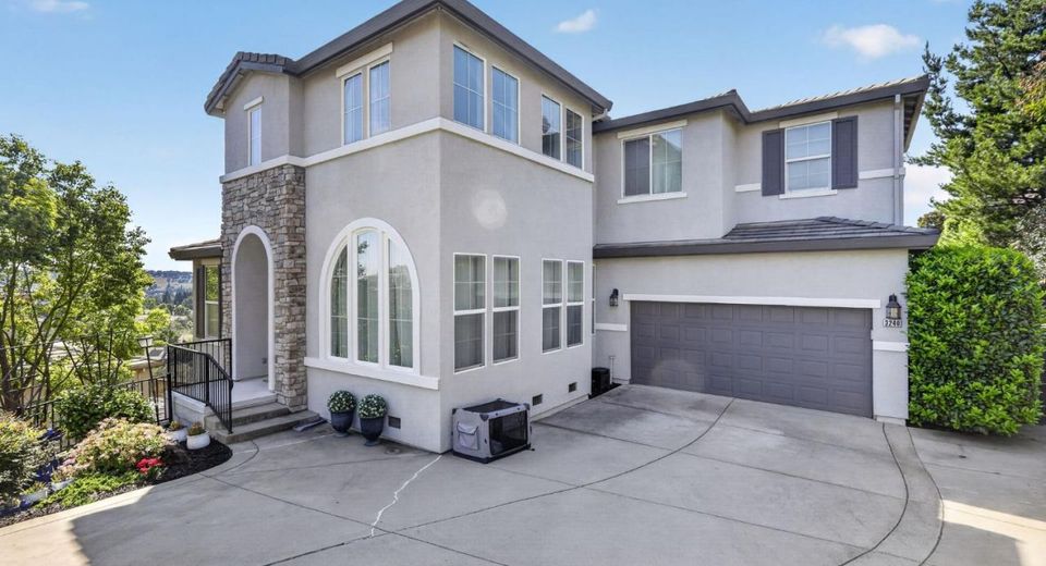 3240 Rancho Tierra Ct, Cameron Park, CA 95682 Photo