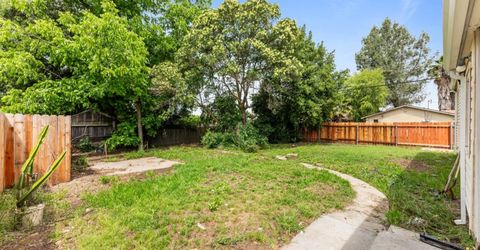 2699 Grove Ave, Sacramento, CA 95815 Photo